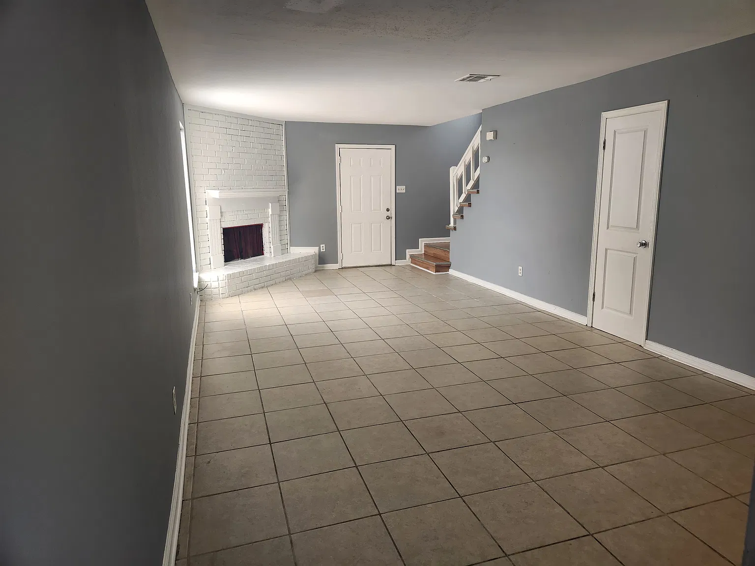 2 bed, 1.5 bath, 1100 sqft, $1,100 — Photo 4