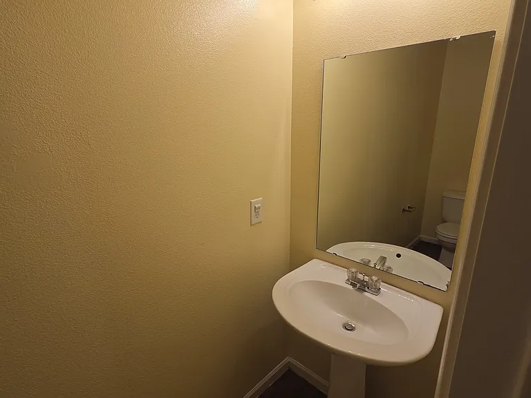 4320 Village Bend Ln — Photo 12