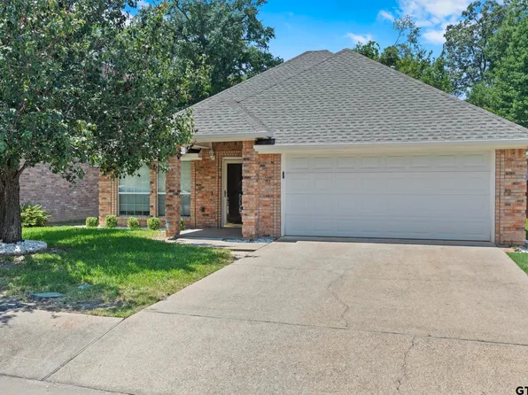 5610 Hollybrook Dr, Tyler, TX 75703