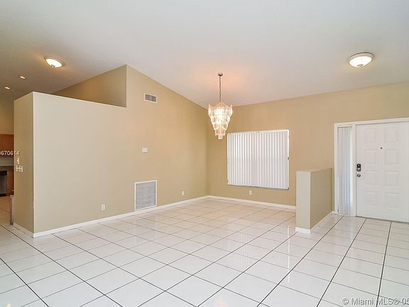 4th image of 9720 Mill Pond Dr