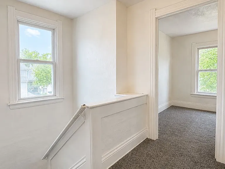 1239 Norwood Ave — Photo 18