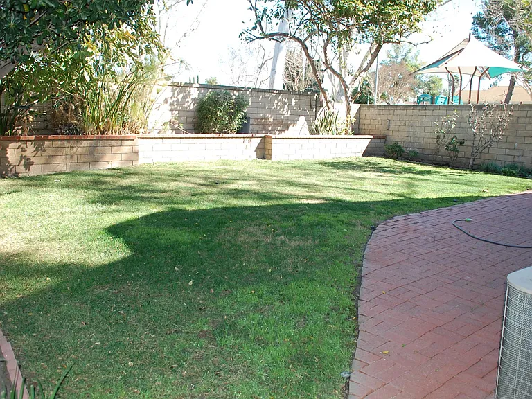 4551 Parkglen Cir — Photo 38