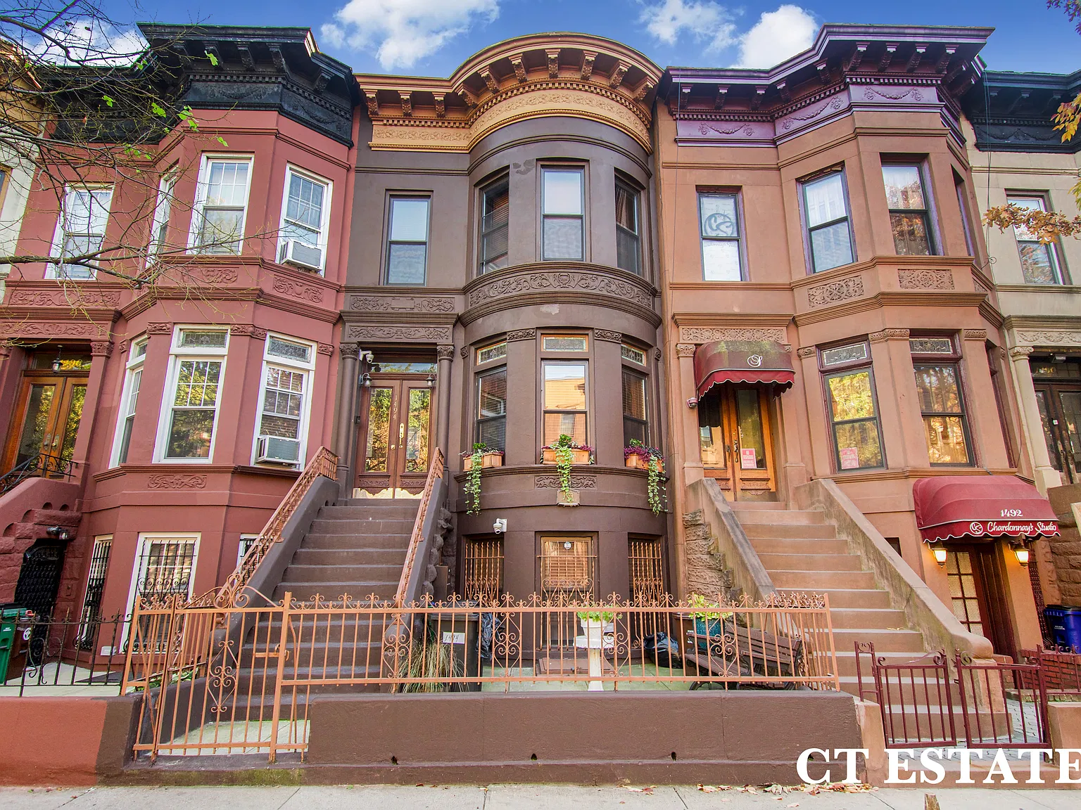 1494 Pacific Street — Photo 4