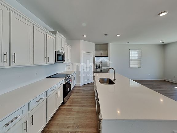4th image of 7410 S Keller Ln