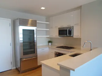Sold by Manhattan Network Inc.