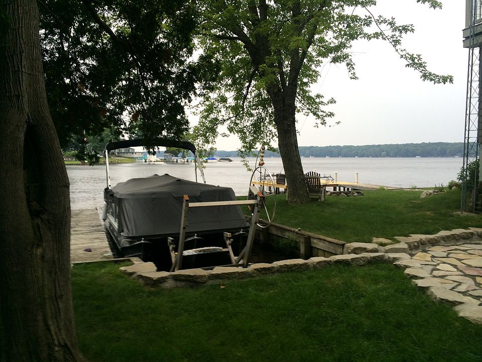 2nd image of 5798 W Barnhart Rd