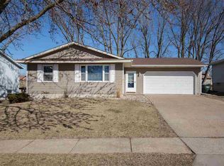 1518 W 48th St, Davenport, IA