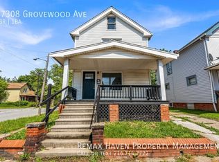 17308 Grovewood Ave, Cleveland, OH 44119