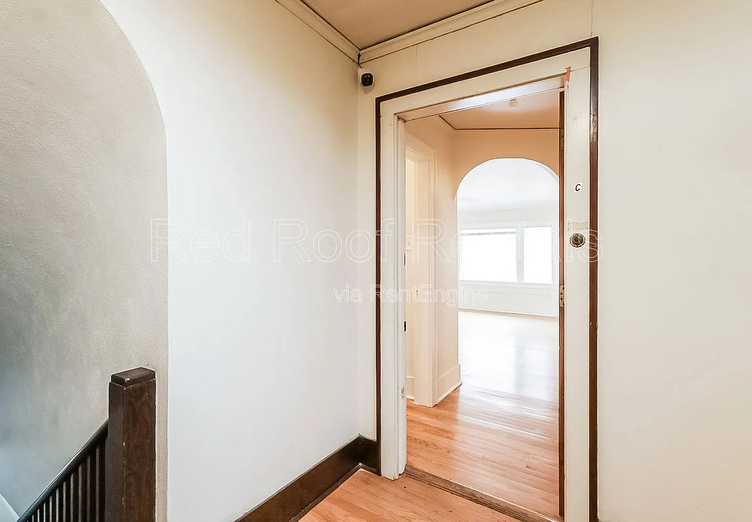 1 bed, 1.0 bath, 700 sqft, $1,300 — Photo 3