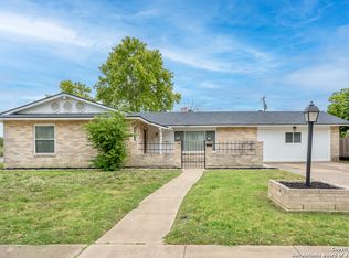 5050 Wycliff Dr, San Antonio, TX 78220