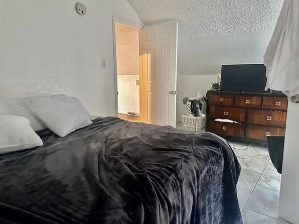 laredo-texas-250998183 picture