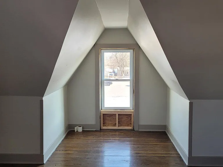 2400 Lathrop Ave #W — Photo 16