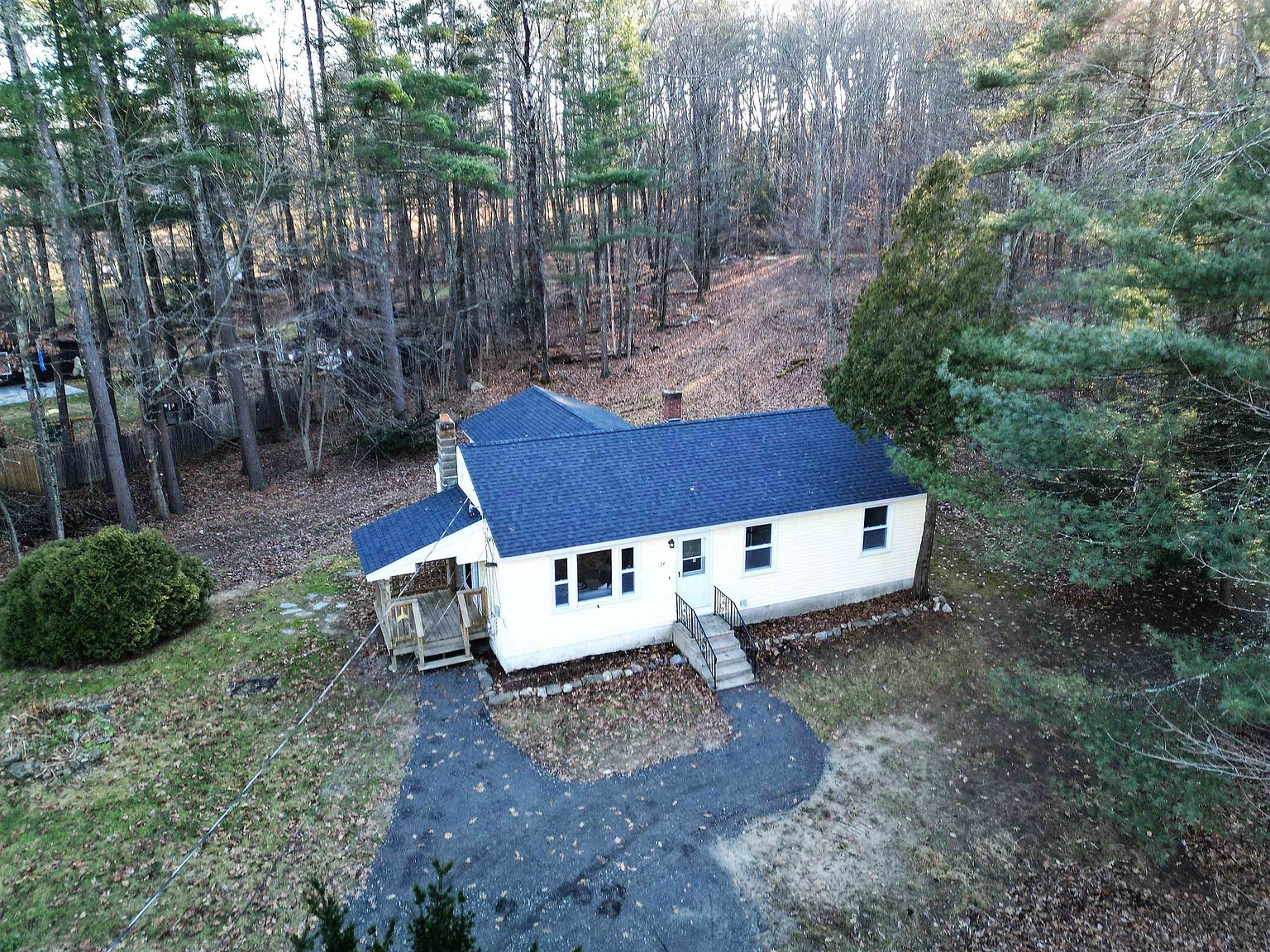 24 South Road, Fremont, NH 03044 Zillow