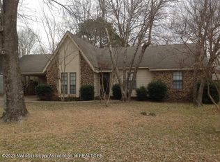 7410 Charbark Point, Southaven, MS 38671