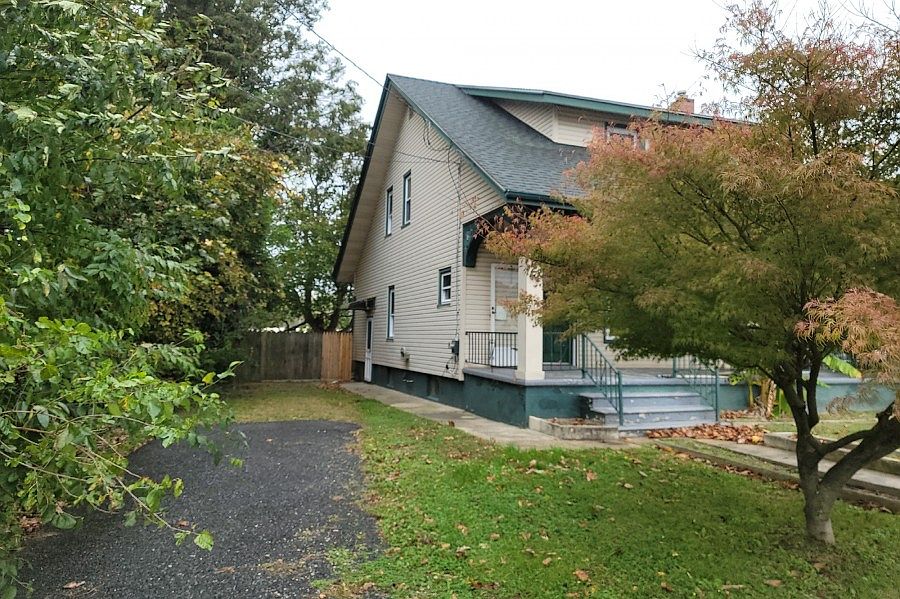 2nd image of 45 Bridgeton Ave