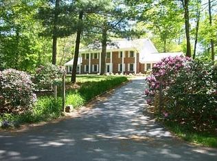 5605 Smoke Rise Ln, Fairfax Station, VA 22039