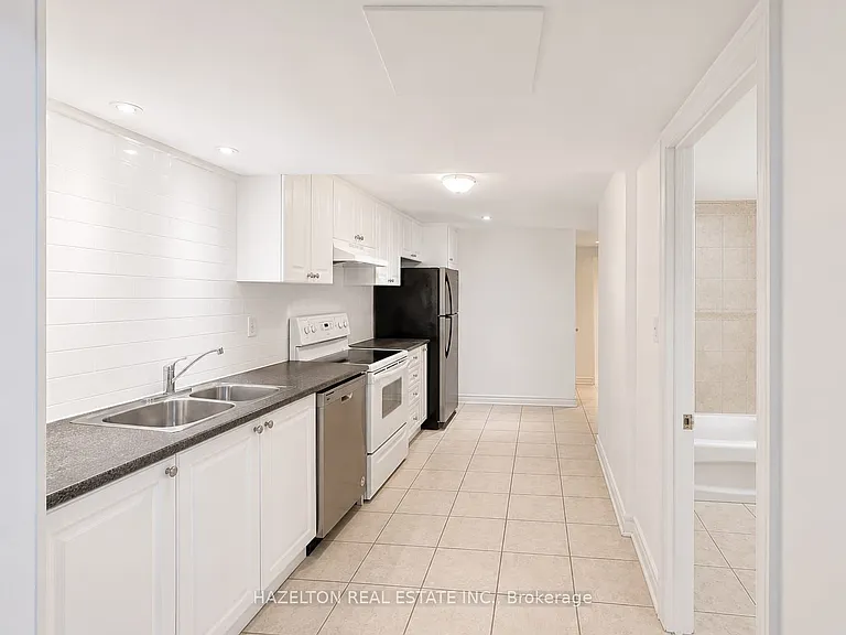 4 Sherbourne St N #B1 — Photo 7