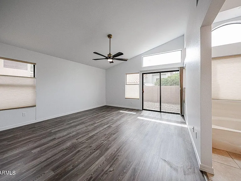 9429 E Camino Del Santo — Photo 23