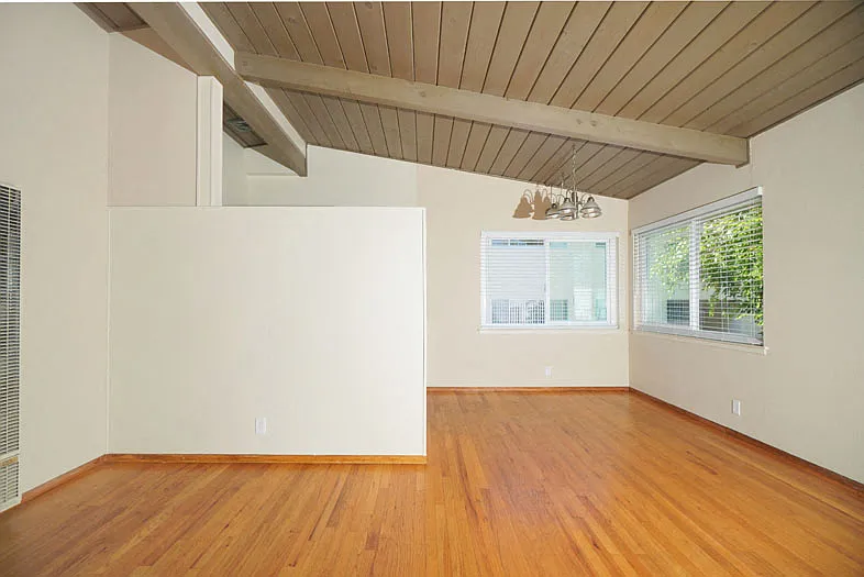 559 Matadero Avenue — Photo 4