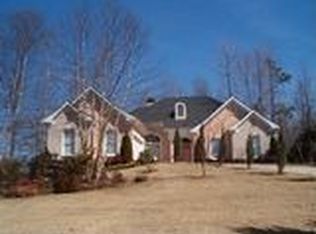 611 Chesterfield Rd, Bogart, GA 30622