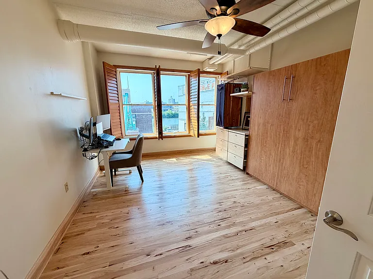 102 N Water St #302 — Photo 11