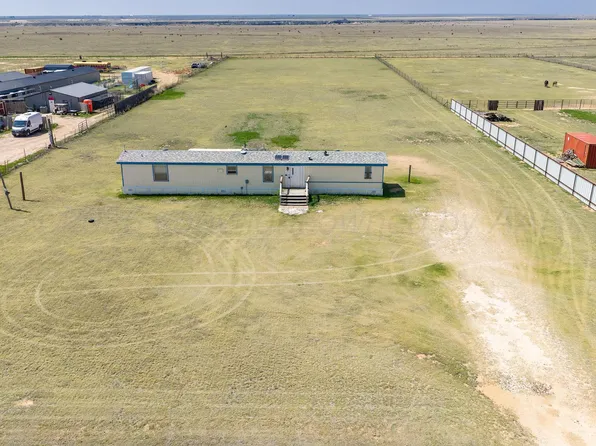 15811 Gordon Cummings Rd, Canyon, TX 79015