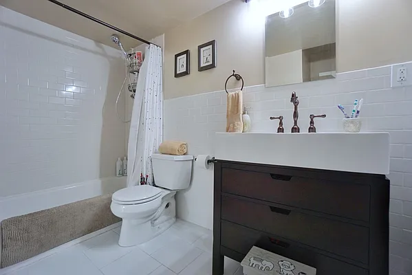 Sold by REMAX Elite | media 18