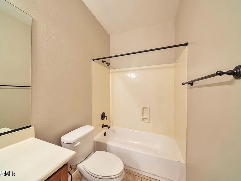 4063 E Cherry Hills Dr — Photo 13