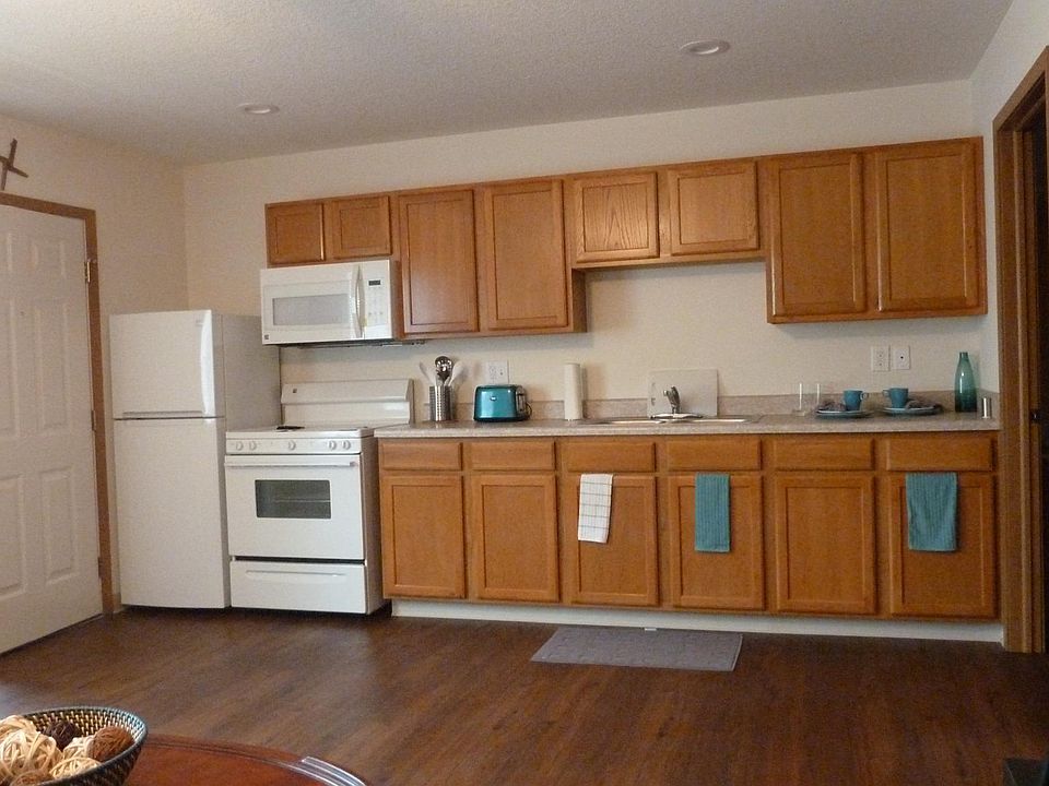 1st image of 161 S 6th St APT D