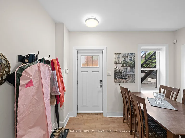 72 Saint Andrew St — Photo 18