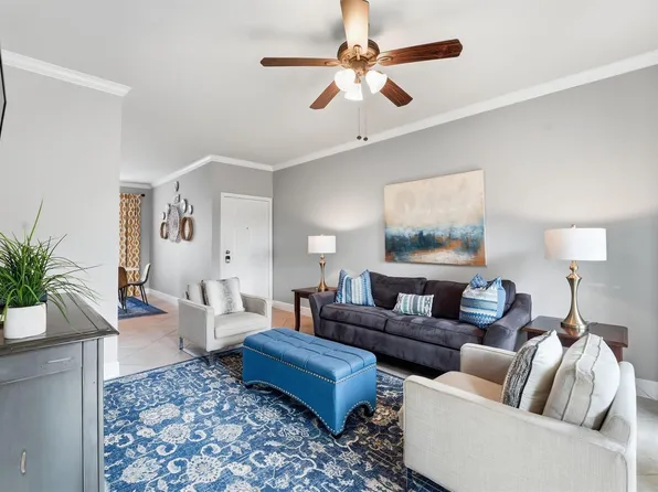 7000 Seawall Blvd APT 412, Galveston, TX 77551