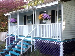 35 Berryville Cir, Berkeley Springs, WV 25411