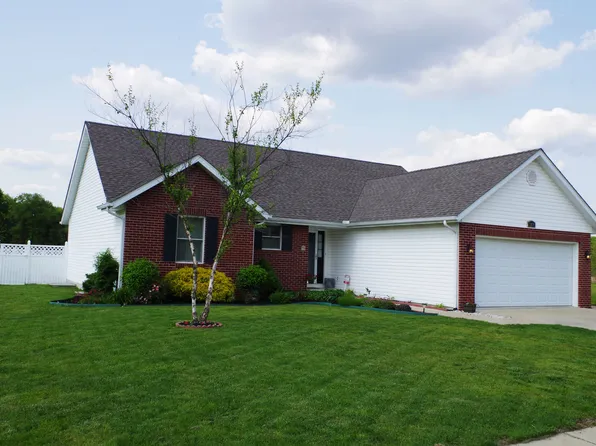 3278 N Pointe Ave, Terre Haute, IN 47805