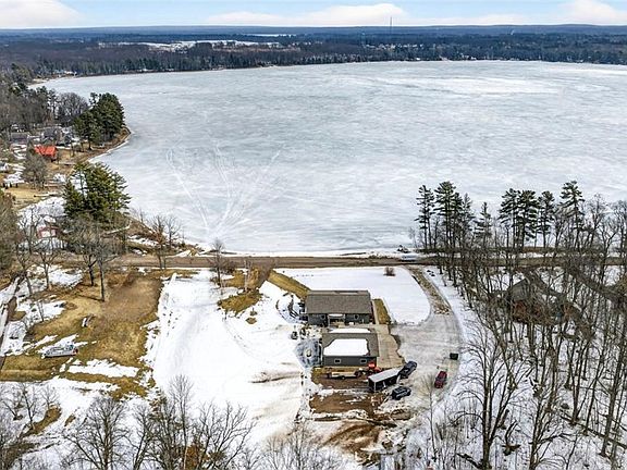 4th image of N5909 Lake Road