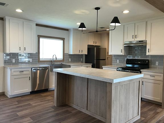 5th image of 301 Diamond Dr Lot 301