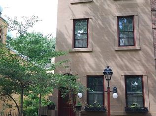 423 Pine St #1, Philadelphia, PA 19106
