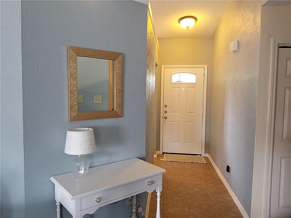 2nd image of 1204 Wyndham Dr