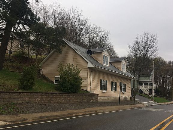 2nd image of 37 Diller Ave