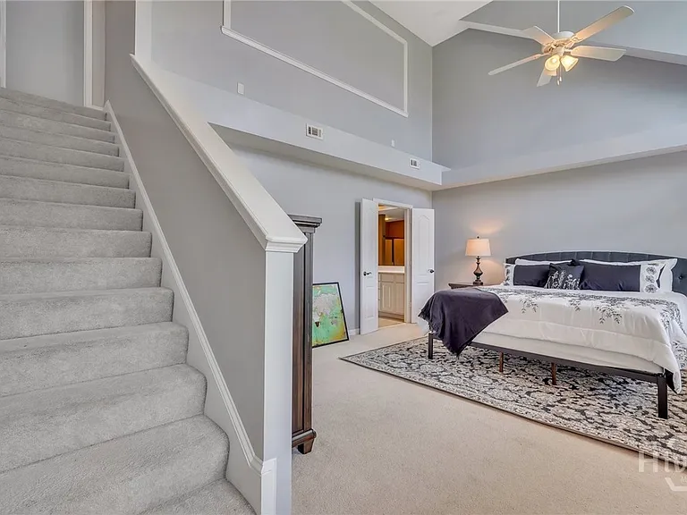 124 Ventura Pl — Photo 25