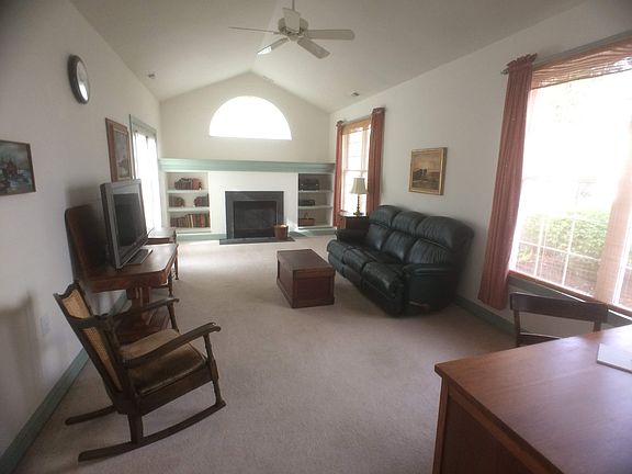 Extended Family Room