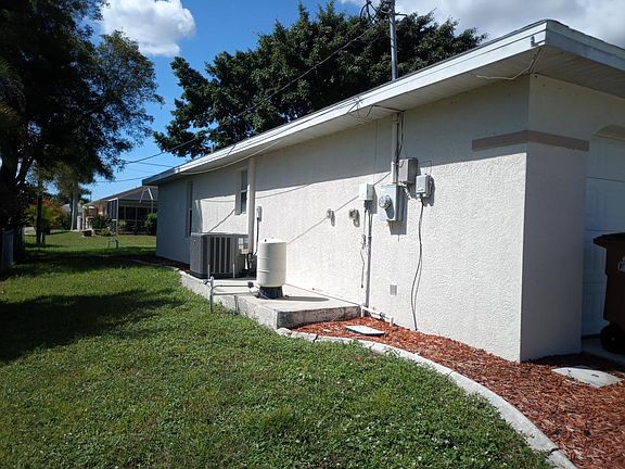2nd image of 1426 SW 38th St