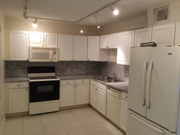 806 Cypress Grove Ln APT 309, Pompano Beach, FL 33069
