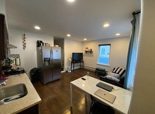 32-23 42nd St #2F, Astoria, NY 11103