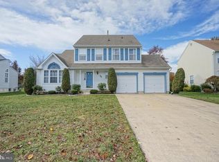 36 Glen Burnie Dr, Sicklerville, NJ 08081