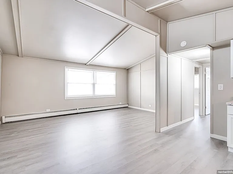 405 School St. — Photo 3