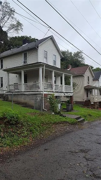 914 Laurel St photo 1