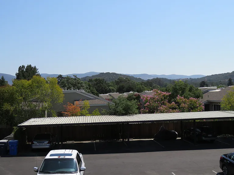 GLEN VIEW APARTMENTS — Photo 4