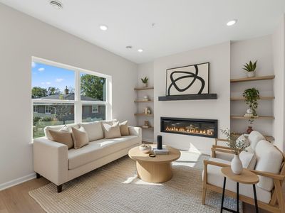 358 Trenton Ln, West Saint Paul, MN, 55118