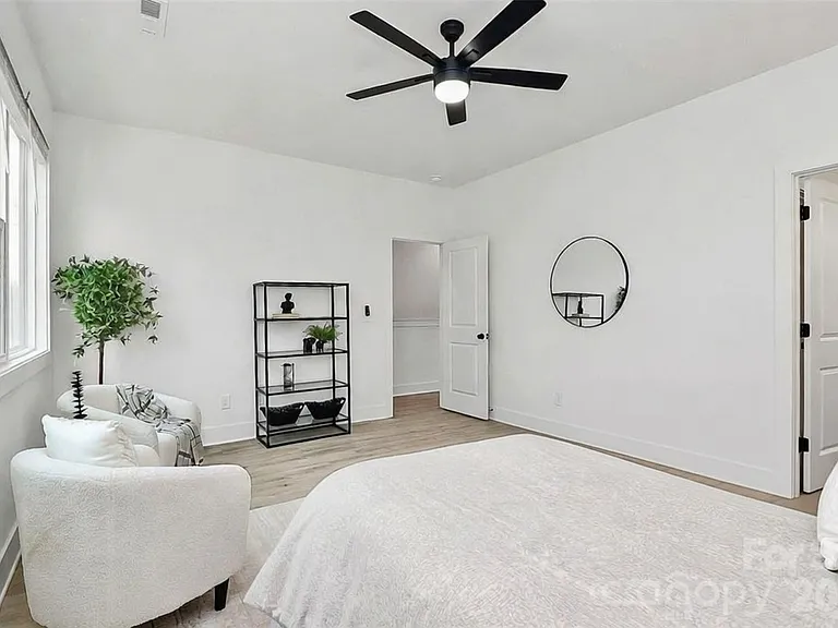 3422 Brookshire Blvd #1 — Photo 28