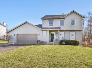 1869 Countryside Dr, Youngstown, OH 44515